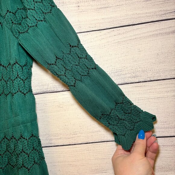 Free‎ People Women's Small Hunter Green Crochet 3/4 Sleeve Open Back Boho Blouse - Picture 5 of 7